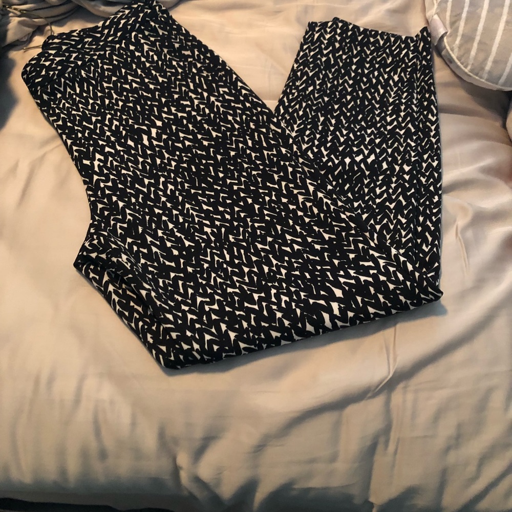 Express Print Pants, size 8. mid rise.